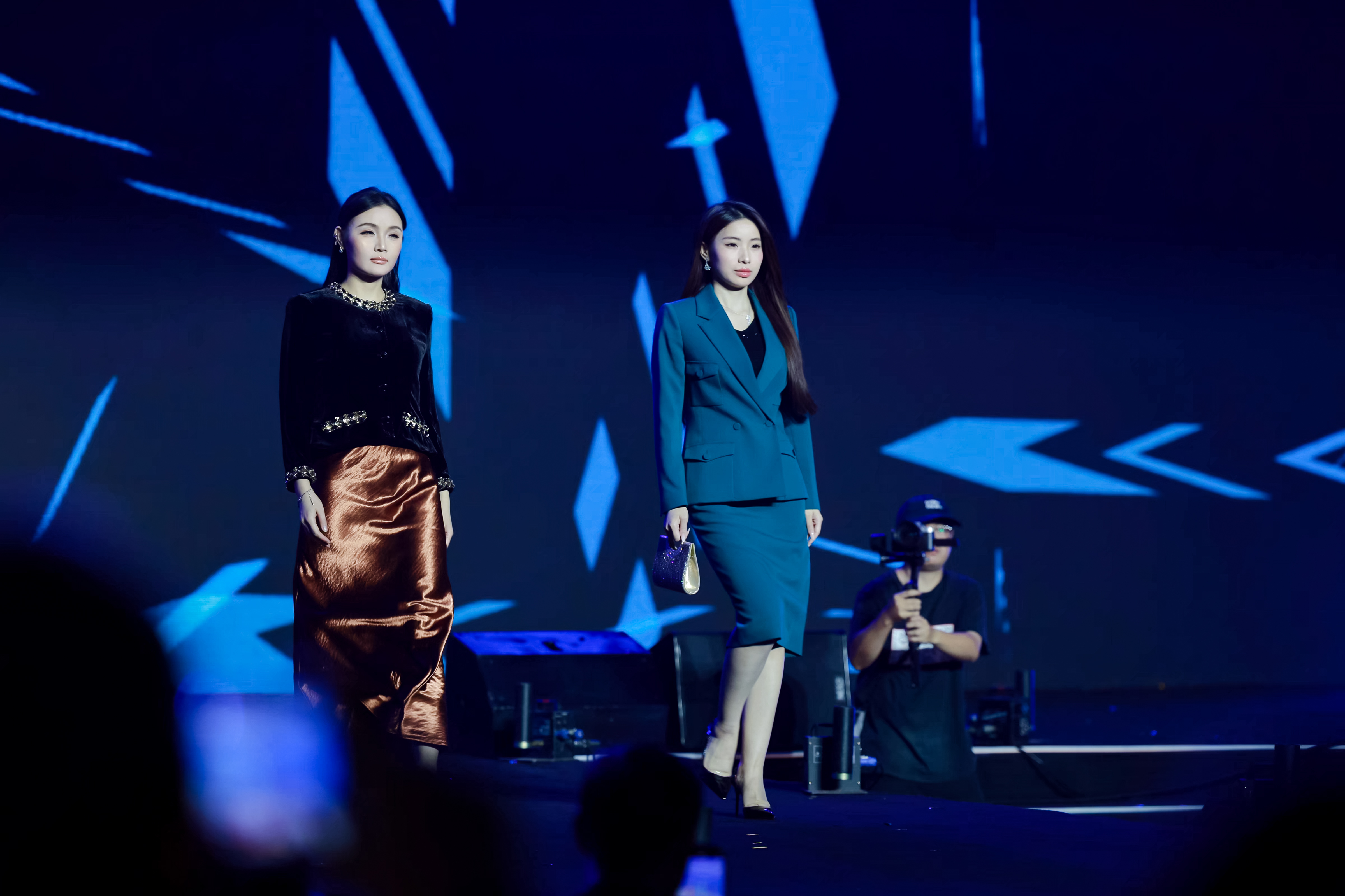 茹娣·茹姿2025女装风尚大秀: